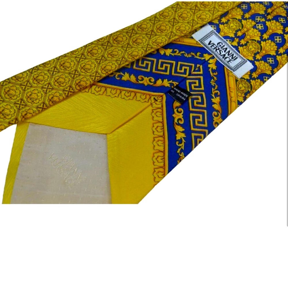 Gianni Versace Vintage Silk Tie Baroque
Pattern Blue & Gold-